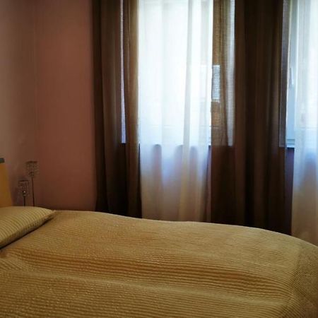 Tolle, Gemutliche, Voll Moblierte 3 Zimmer Wohnung. Баден-Баден Екстериор снимка
