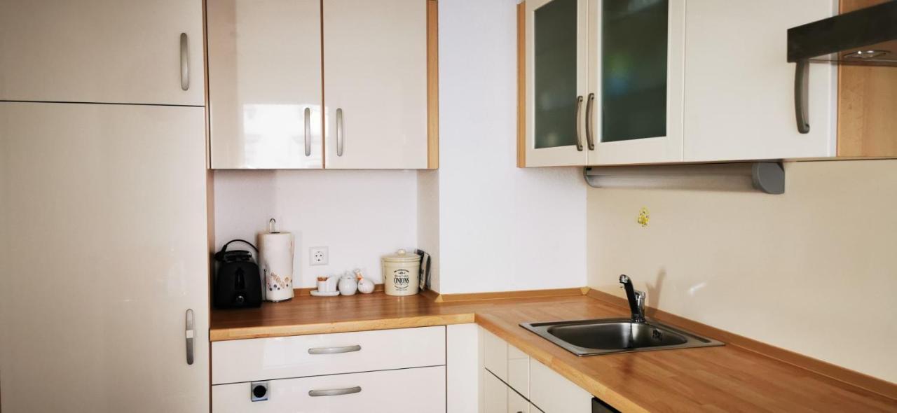 Tolle, Gemutliche, Voll Moblierte 3 Zimmer Wohnung. Баден-Баден Екстериор снимка